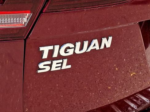 Certified 2020 Volkswagen Tiguan SEL AWD/4WD image 29