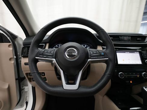 Used 2020 Nissan Rogue SL AWD/4WD image 4