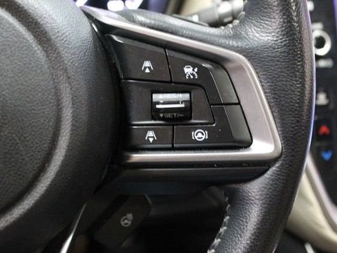 Used 2022 Subaru Outback Limited AWD/4WD image 25
