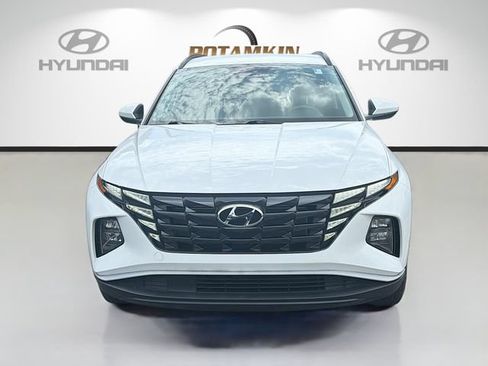 Used 2024 Hyundai Tucson SEL FWD image 2