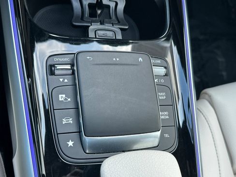 Certified 2023 Mercedes-Benz GLB 250 image 40