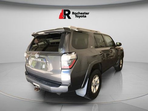 Used 2014 Toyota 4Runner SR5 AWD/4WD image 7