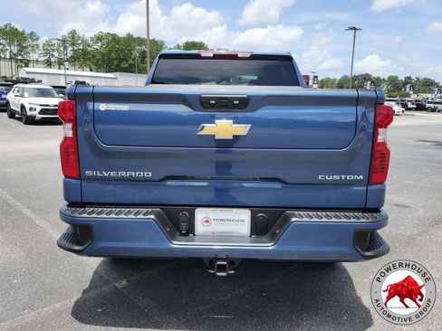 Used 2024 Chevrolet Silverado 1500 Custom AWD/4WD image 5