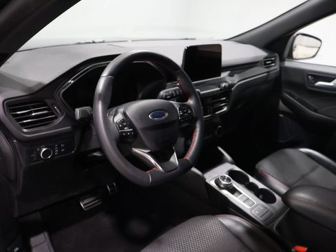 Used 2024 Ford Escape ST-Line image 13