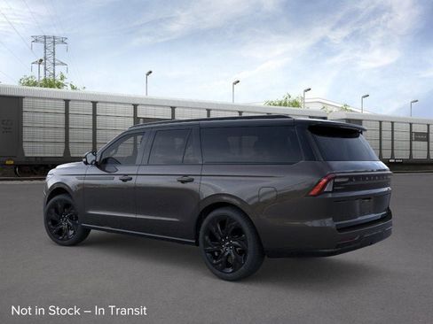 New 2026 Lincoln Navigator L Black Label AWD/4WD image 4