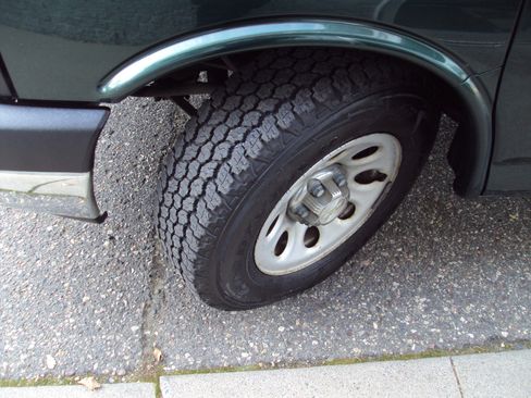 Used 2014 Chevrolet Express 1500 LT w/ LT Preferred Equipment Group image 27