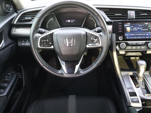 Used 2019 Honda Civic EX image 9