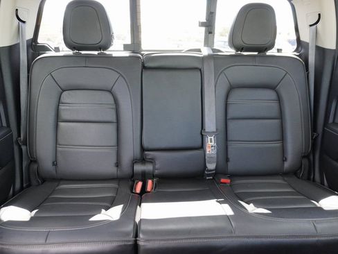 Used 2021 GMC Canyon Denali image 26