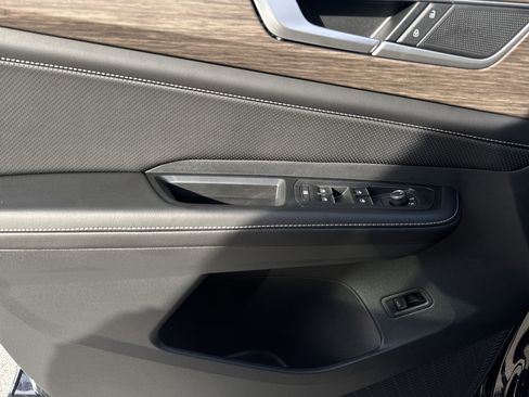 New 2026 Volkswagen Atlas SEL image 23