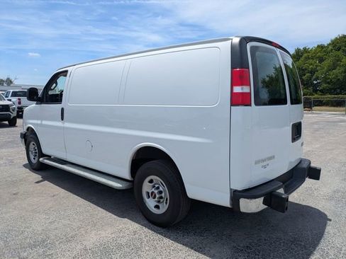 Used 2024 GMC Savana 2500 w/ Driver Convenience Package RWD image 7