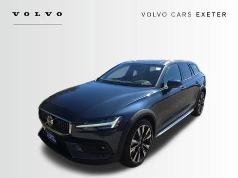 New 2026 Volvo V60 B5 Cross Country Ultra w/ Protection Package Premier AWD/4WD image 3