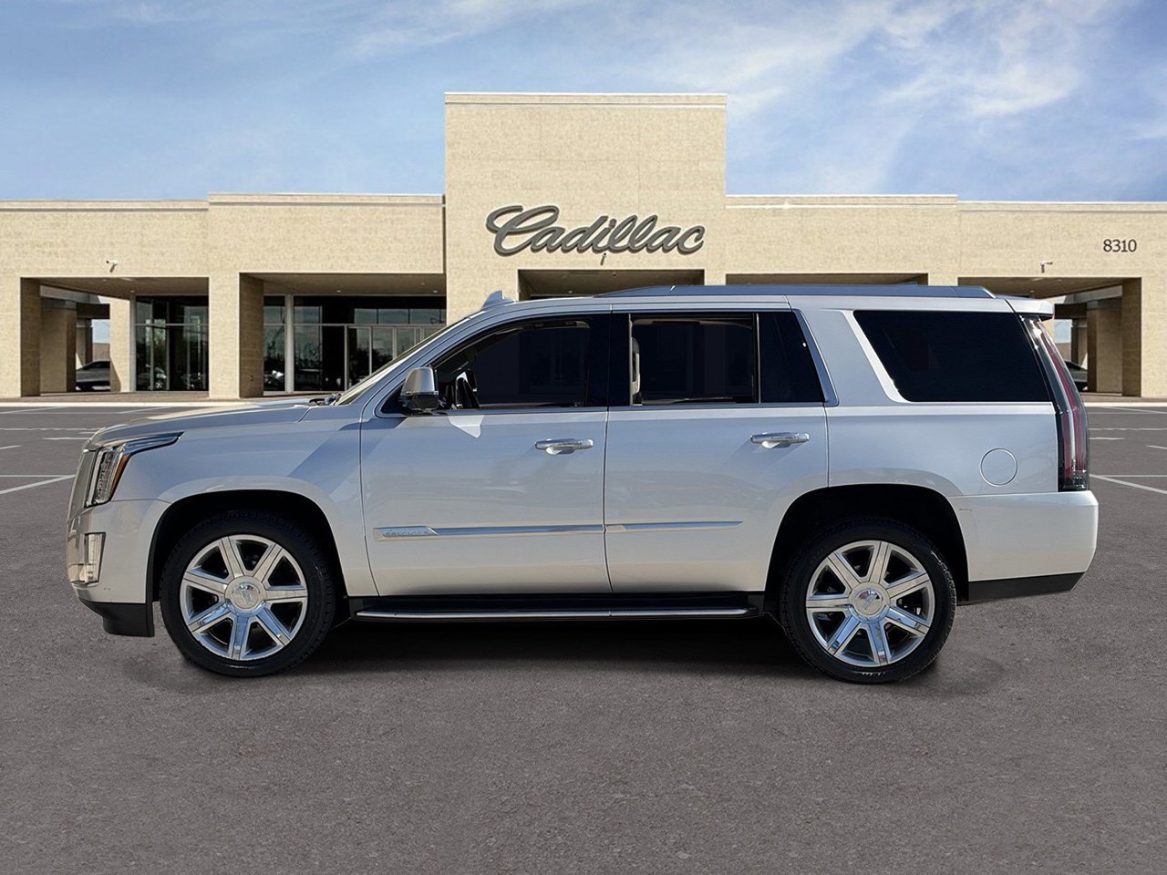Used 2015 Cadillac Escalade Luxury RWD image 8