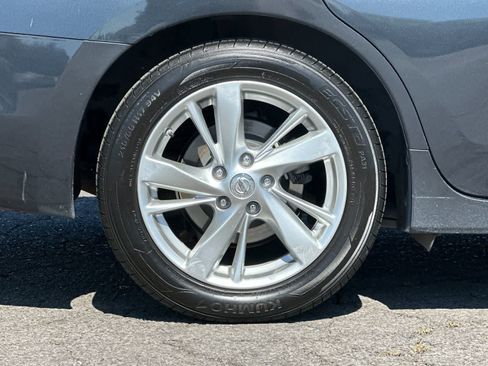 Used 2013 Nissan Altima 2.5 SV FWD image 25