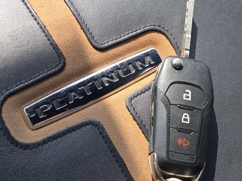 Used 2022 Ford F150 Platinum AWD/4WD image 46