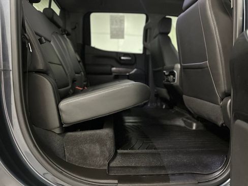 Used 2021 Chevrolet Silverado 1500 LTZ w/ LTZ Convenience Package II AWD/4WD image 21