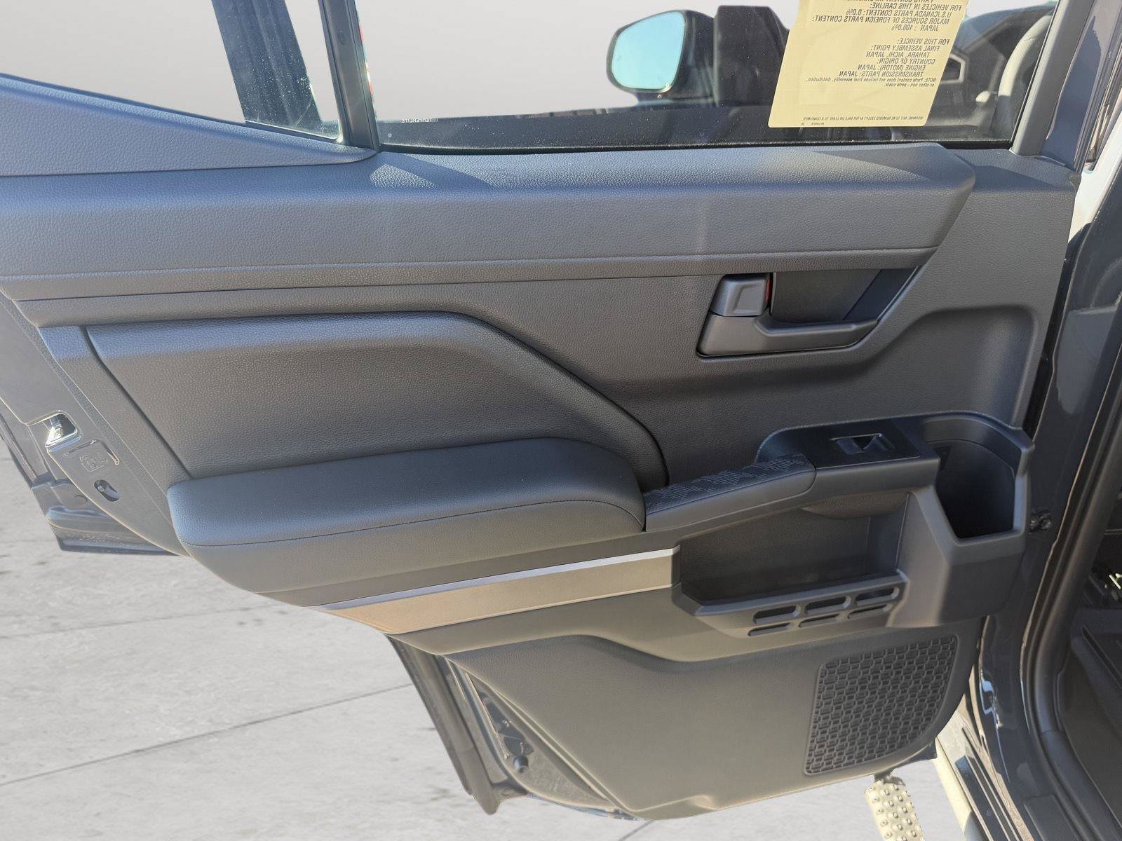 New 2026 Toyota 4Runner SR5 AWD/4WD image 14