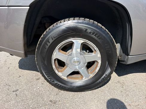 Used 2005 Chevrolet TrailBlazer LS w/ LS Preferred Equipment Group AWD/4WD image 24