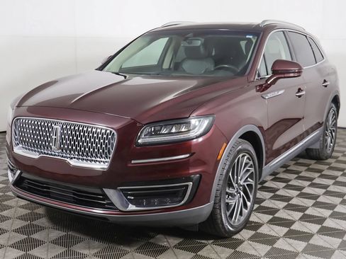 Used 2020 Lincoln Nautilus Reserve AWD/4WD image 12
