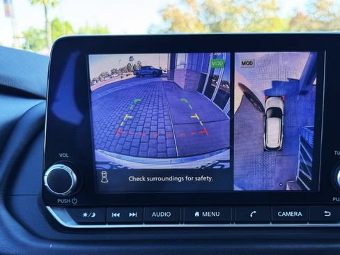 Used 2021 Nissan Rogue SV w/ Premium Package FWD image 23