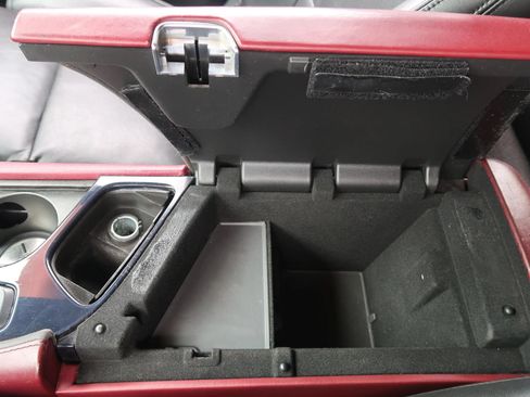 Used 2014 Cadillac CTS Premium RWD image 31