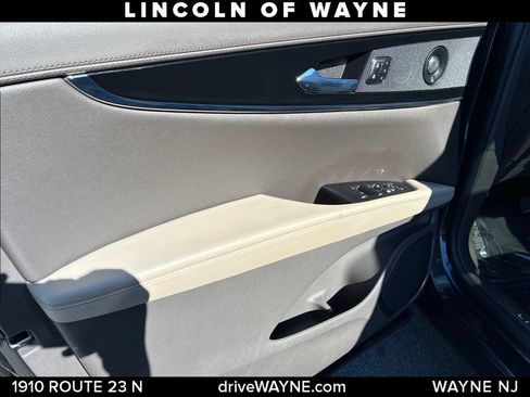 Certified 2023 Lincoln Nautilus Reserve w/ Luxury Package AWD/4WD image 13