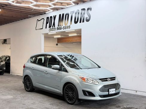 Used 2013 Ford C-MAX SE w/ Winter Pkg FWD image 1