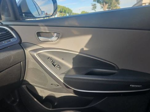 Used 2017 Hyundai Santa Fe Sport w/ 2.0T Ultimate Tech Package 05 FWD image 19