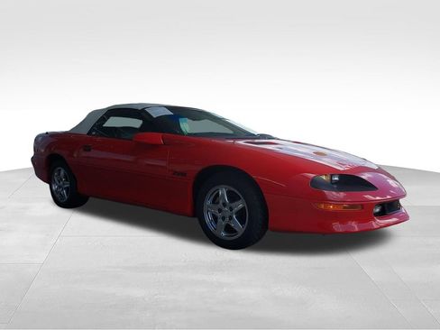 Used 1997 Chevrolet Camaro Z28 w/ Preferred Equipment Group 2 RWD image 7