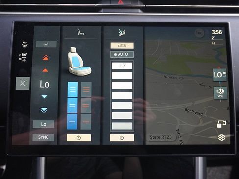 Used 2024 Land Rover Range Rover Long Wheelbase Autobiography image 75