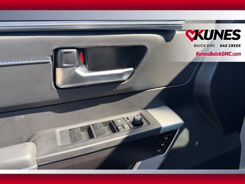 Used 2023 Toyota Tundra Platinum image 7