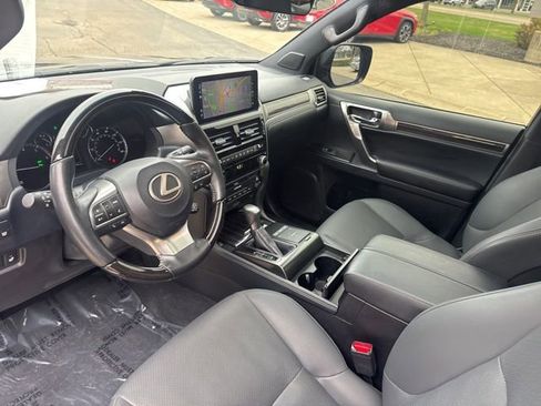 Used 2023 Lexus GX 460 Premium w/ Premium Plus Package image 15
