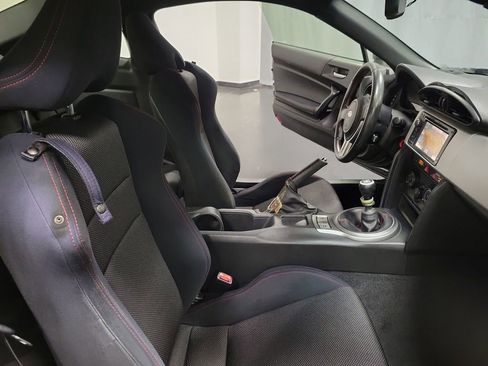 Used 2013 Subaru BRZ Premium RWD image 23