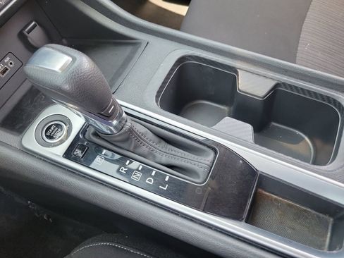 Certified 2022 Nissan Sentra SV w/ Trunk Package FWD image 12