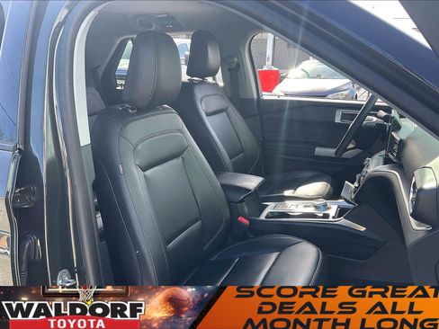 Used 2024 Ford Explorer XLT w/ Equipment Group 202A image 9