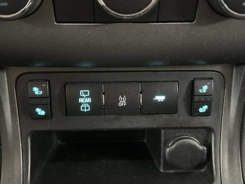 Used 2012 Chevrolet Traverse LT w/ All-Star Edition AWD/4WD image 42