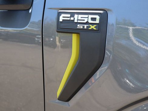 Used 2024 Ford F150 STX AWD/4WD image 17