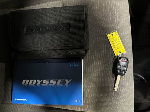 Used 2013 Honda Odyssey EX image 39