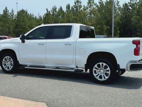 Used 2023 Chevrolet Silverado 1500 LTZ w/ LTZ Convenience Package II RWD image 6