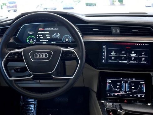 Used 2019 Audi e-tron Premium Plus AWD/4WD image 15
