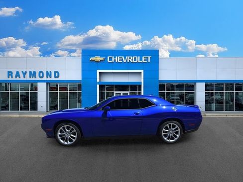 Used 2022 Dodge Challenger SXT w/ Plus Package AWD/4WD image 6