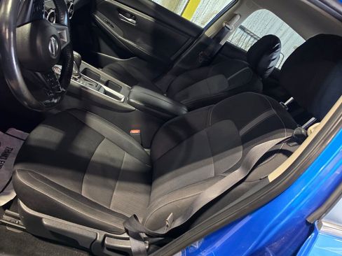 Used 2022 Nissan Sentra SV w/ Trunk Package FWD image 6