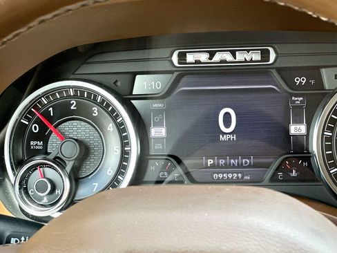 Used 2019 RAM 1500 Laramie w/ Trailer Tow Group AWD/4WD image 19