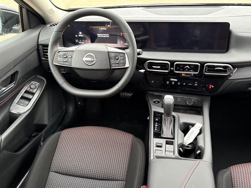 New 2026 Nissan Sentra SR image 12