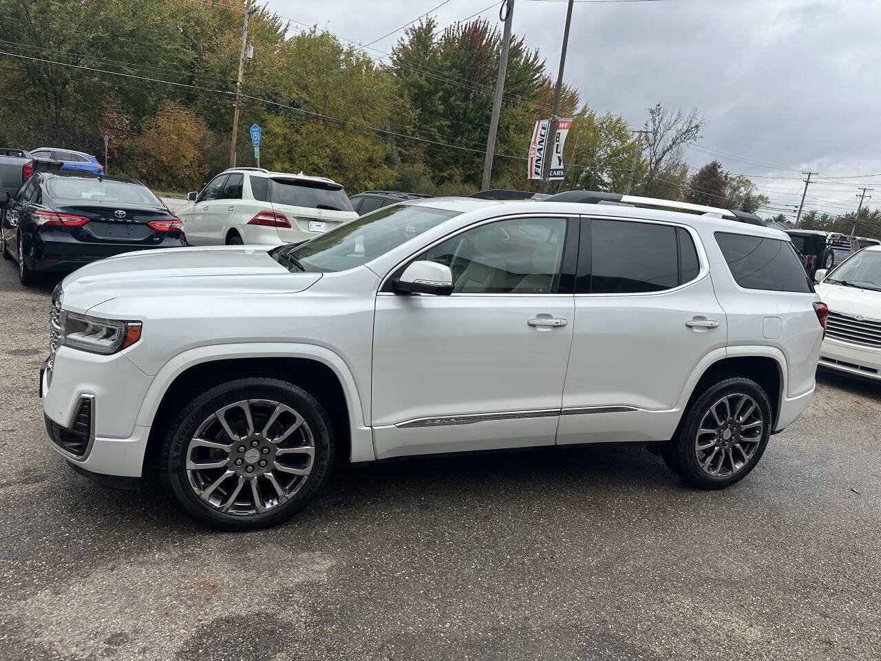Used 2020 GMC Acadia Denali FWD image 3