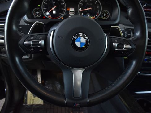 Used 2018 BMW X5 xDrive50i w/ M Sport Package image 15