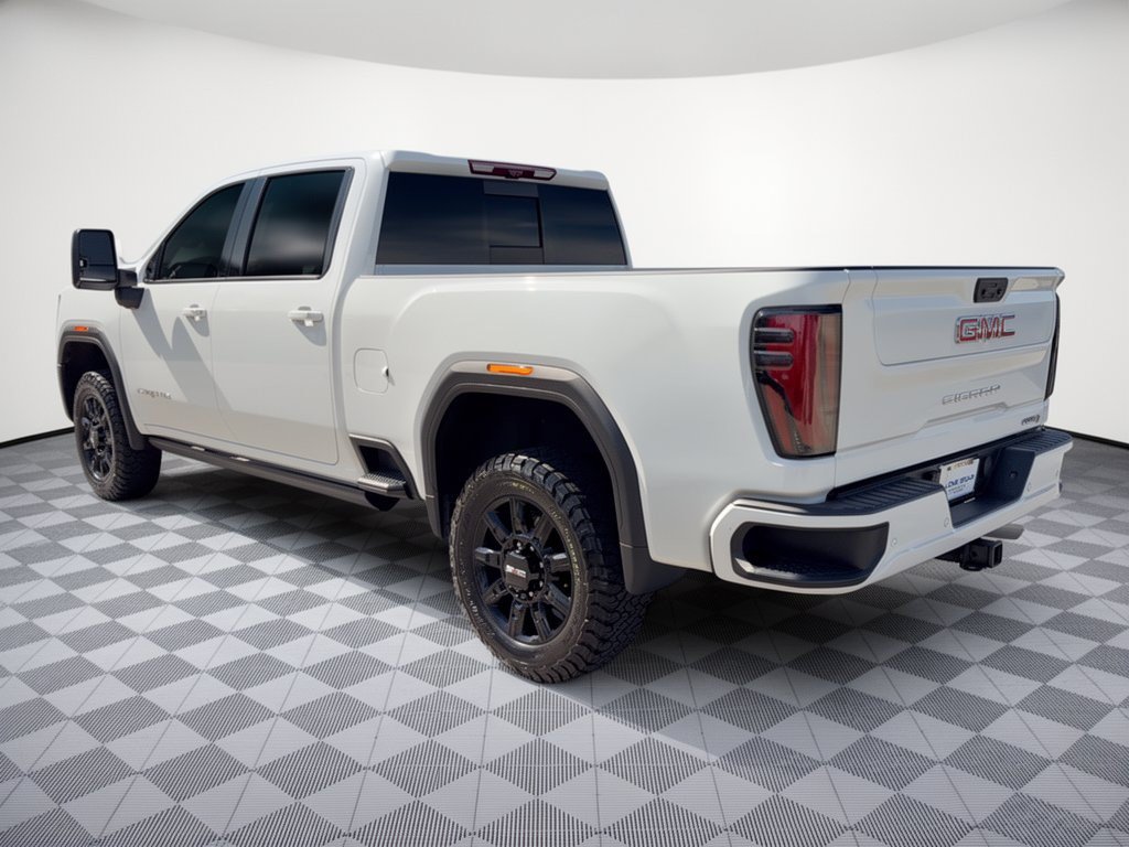 Used 2024 GMC Sierra 2500 AT4 w/ AT4 Premium Plus Package AWD/4WD image 3