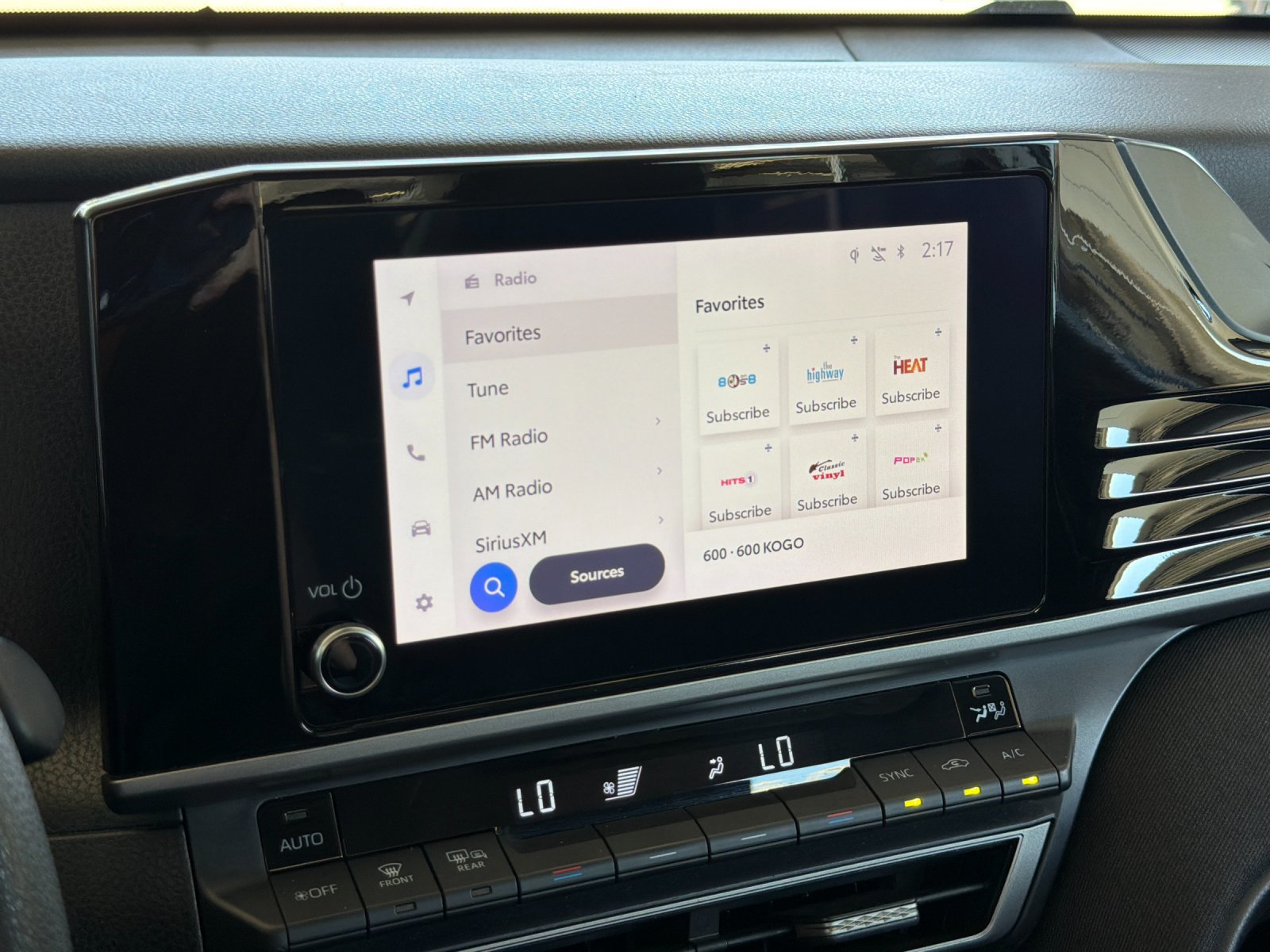 Used 2025 Toyota Camry LE FWD image 15