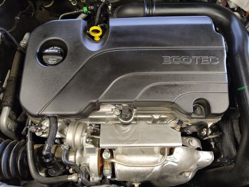 Used 2024 Chevrolet Malibu LS FWD image 30