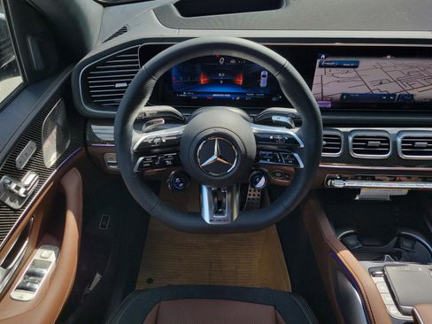 New 2026 Mercedes-Benz GLS 63 AMG 4MATIC image 18