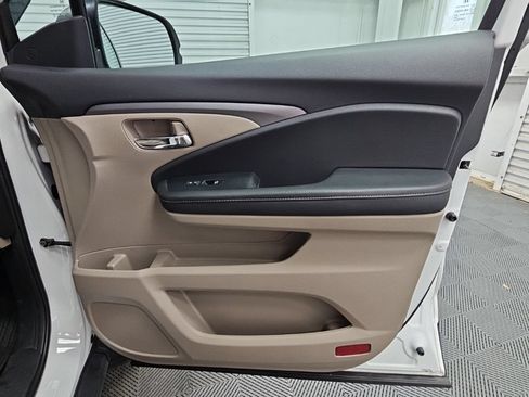 Used 2023 Honda Ridgeline RTL image 41